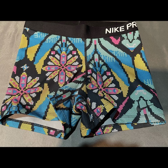 Nike Pants - Nike pro compression shorts